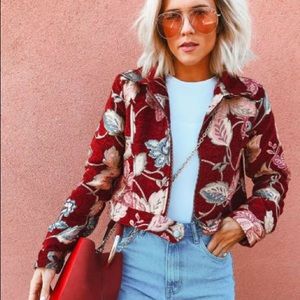 NEVER WORN Forever21 Burgundy Floral Crop Jacket